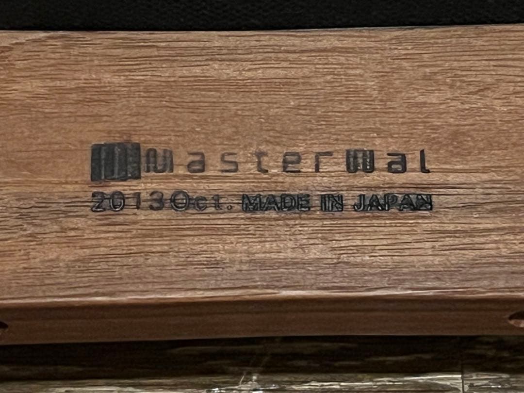 ＭａｓｔｅｒＷａｌ　マスターウォール　チェア　椅子　ブラウン／ブラック　４