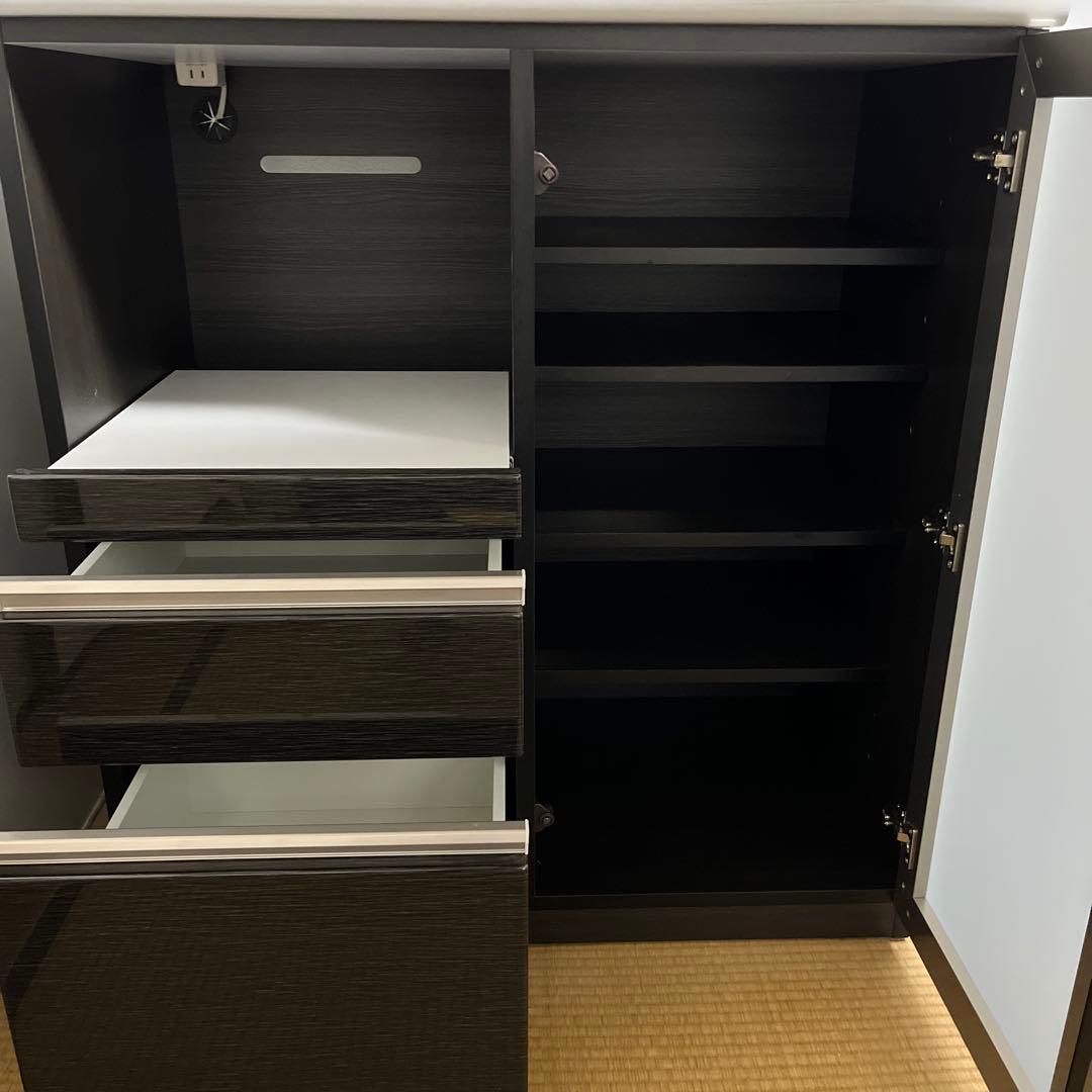 ホワイト ブラック 食器棚 引き出し付き