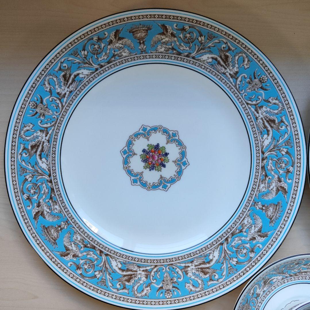 ウェッジウッド フロレンティーンターコイズ カップ＆ソーサー　大皿　２枚　黒壺