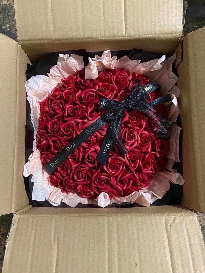 バラ　バラの花束　装飾　人工フラワー　造花　バレンタイン　母の日　　誕生日