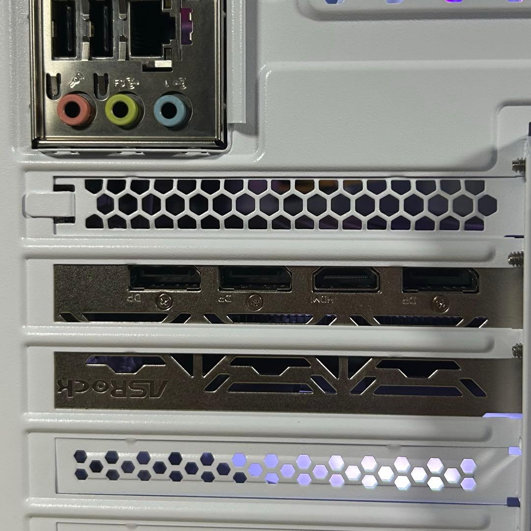 高性能 白 ゲーミングPC RX6600 Windows11 FPSゲーム快適