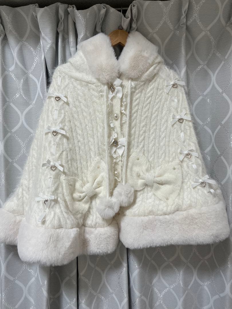 LIZ LISAホワイト リボン付き ポンチョ(リズリサ)