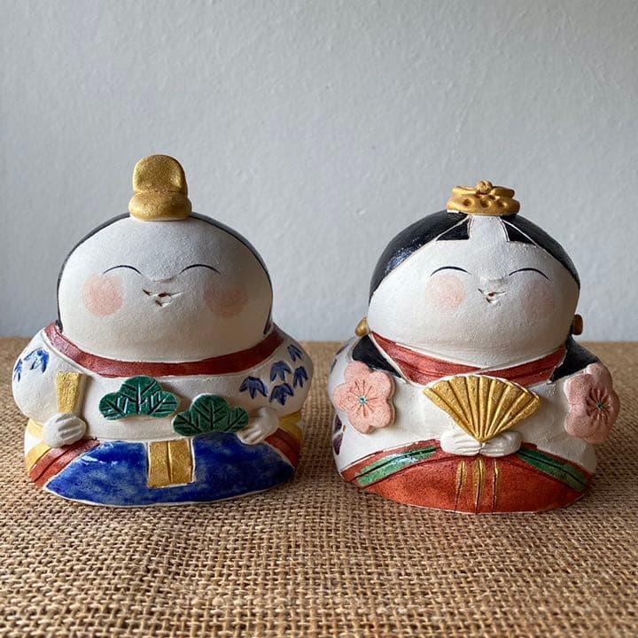 美濃焼　柔らかな表情の手作りのお雛様