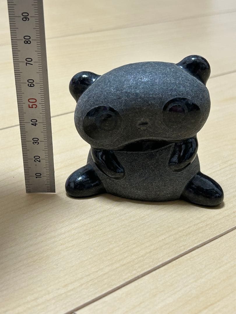 【レア】たれぱんだ　御影石　置物　石像　約7cm 希少