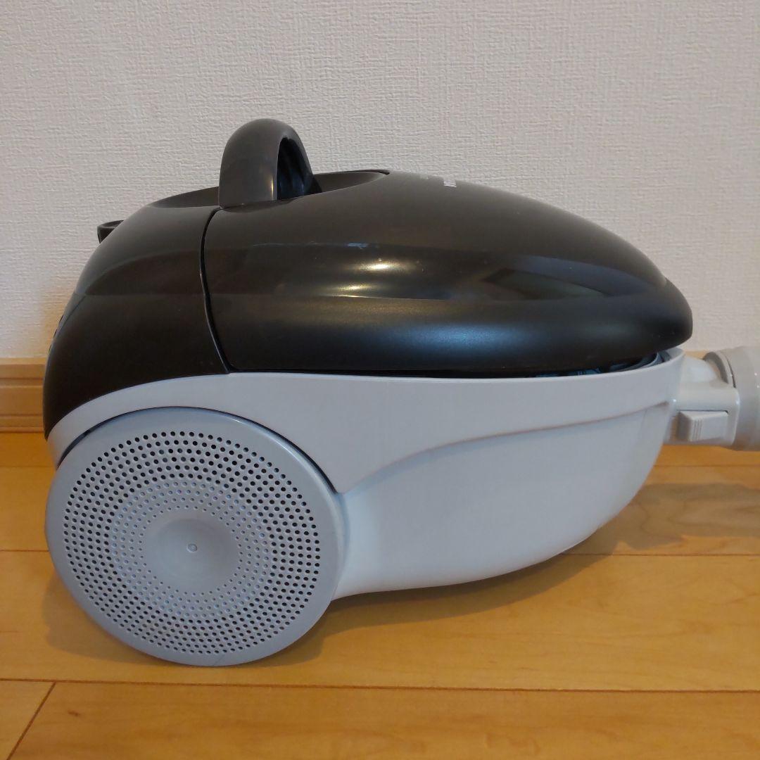 【TOSHIBA】紙パック式クリーナー 掃除機 VC-W7E1(K)2018年製