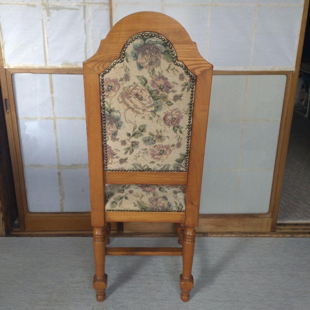 【英国アンティーク調】ダイニングチェア ゴブラン織 花柄 鋲打ち 木製　4/4