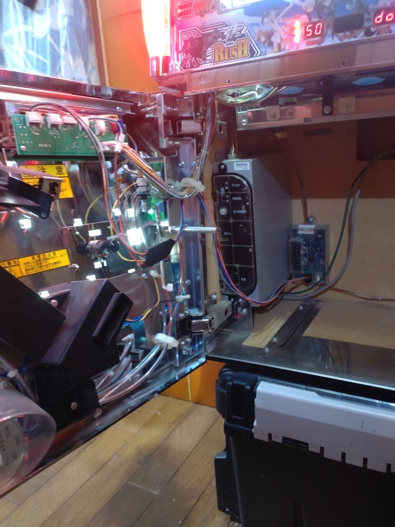 【引取限定】パチスロ　ストライクウィッチーズVX