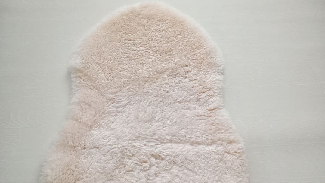 川島織物セルコン★ムートンラグ★ライトベージュピンク