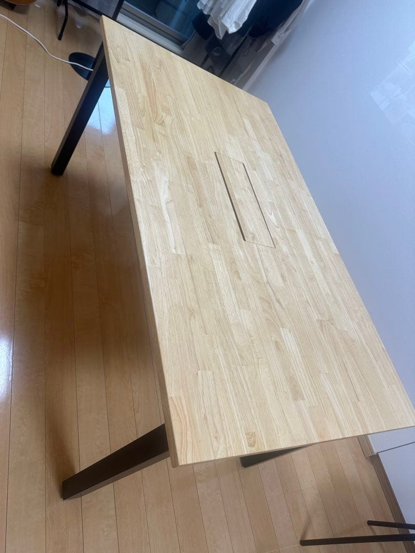 KANADEMONO / ワークデスク ケーブル収納付き 145cm