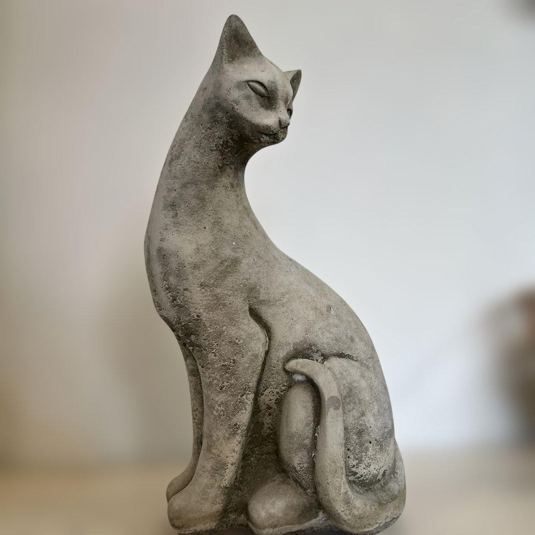 英国ガーデンオーナメント猫