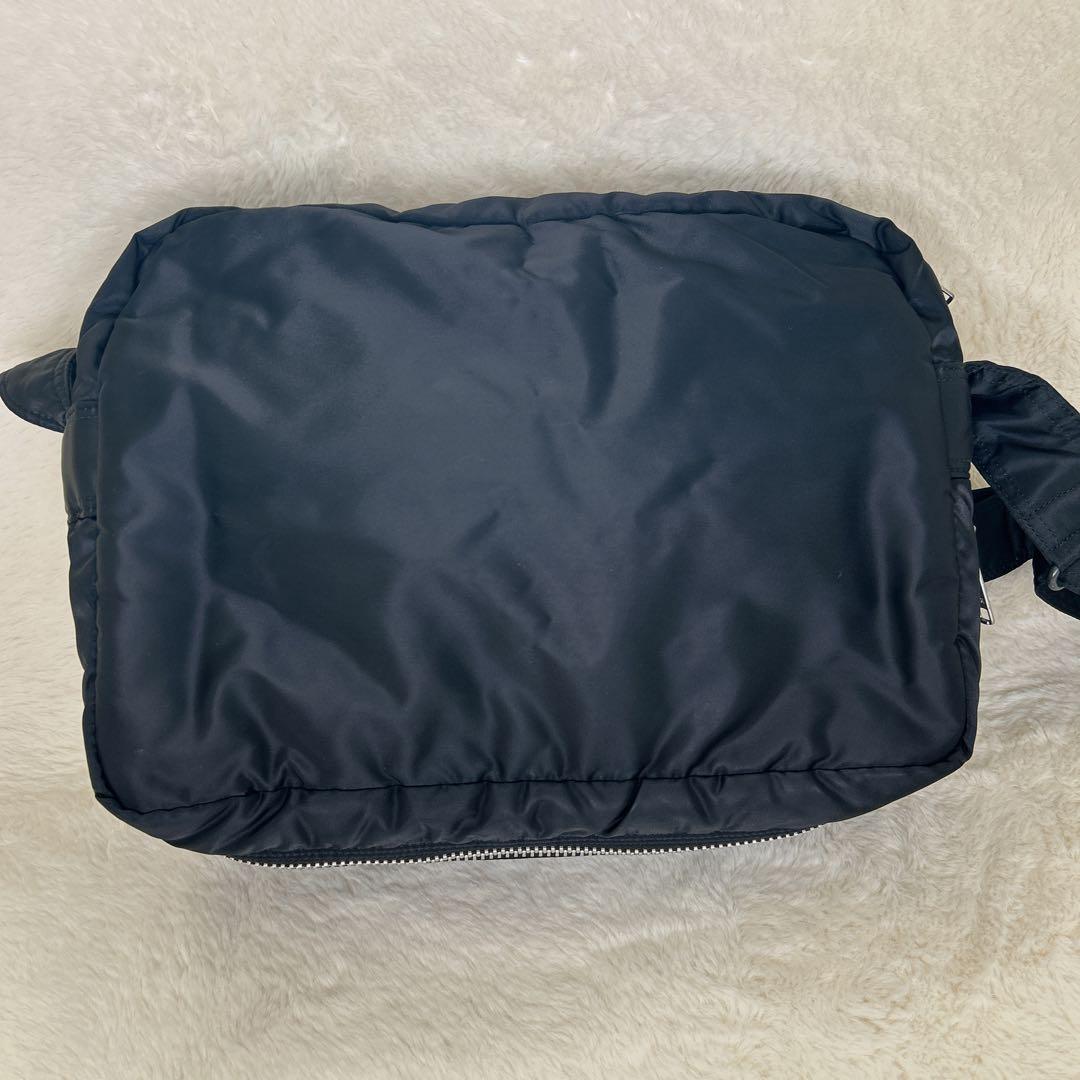 美品✨PORTER タンカー ショルダーバッグ (XL) ブラック ２層式 拡張