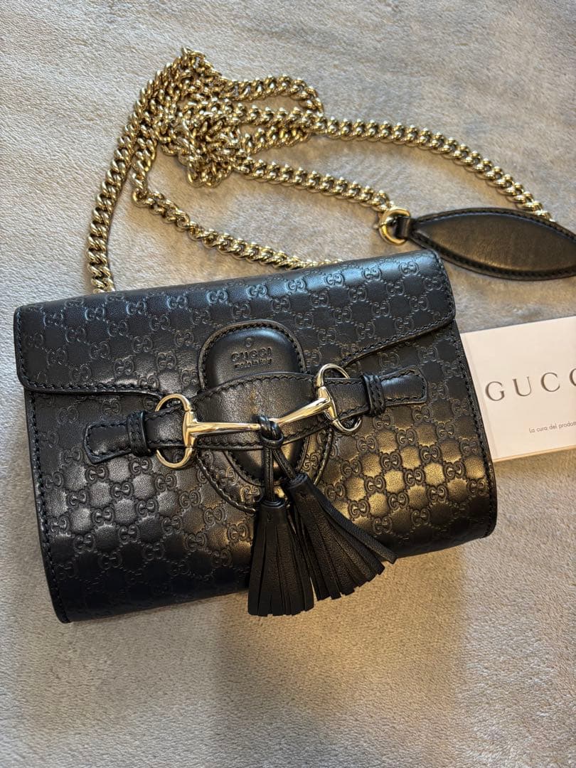 【美品】超レア　Gucci GGパターン ブラック クラッチバッグ　チェーン