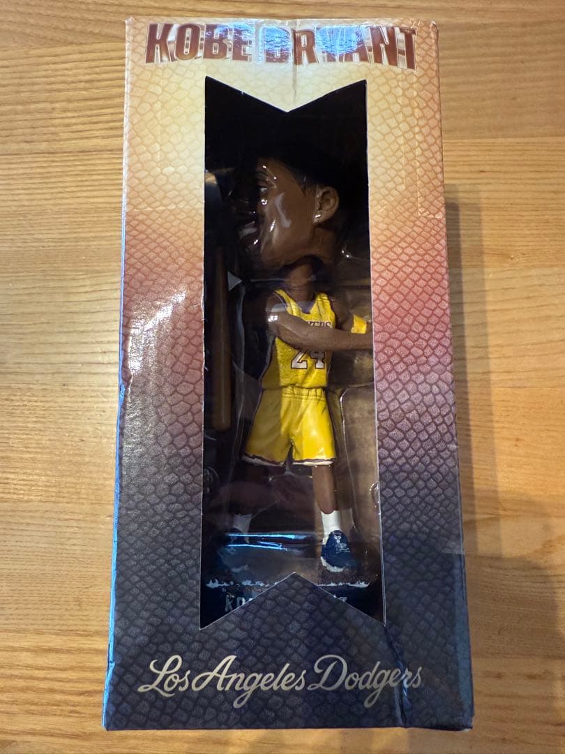 8月8日入場者限定/コービーブライアントボブルヘッド