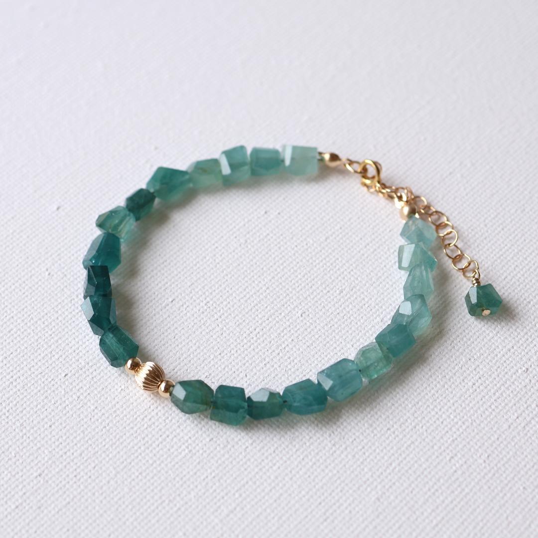 専用ページ　グランディディエライトのブレスレット14kgf