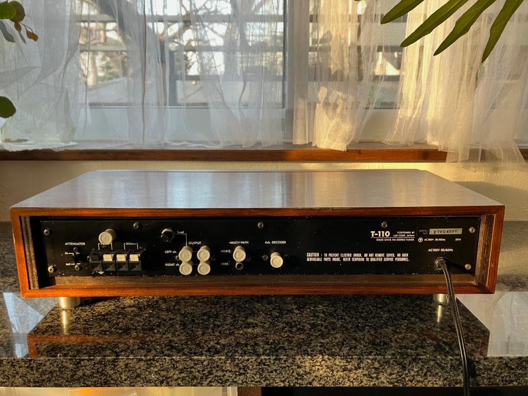 その他 LUXMAN FM Tuner T-110