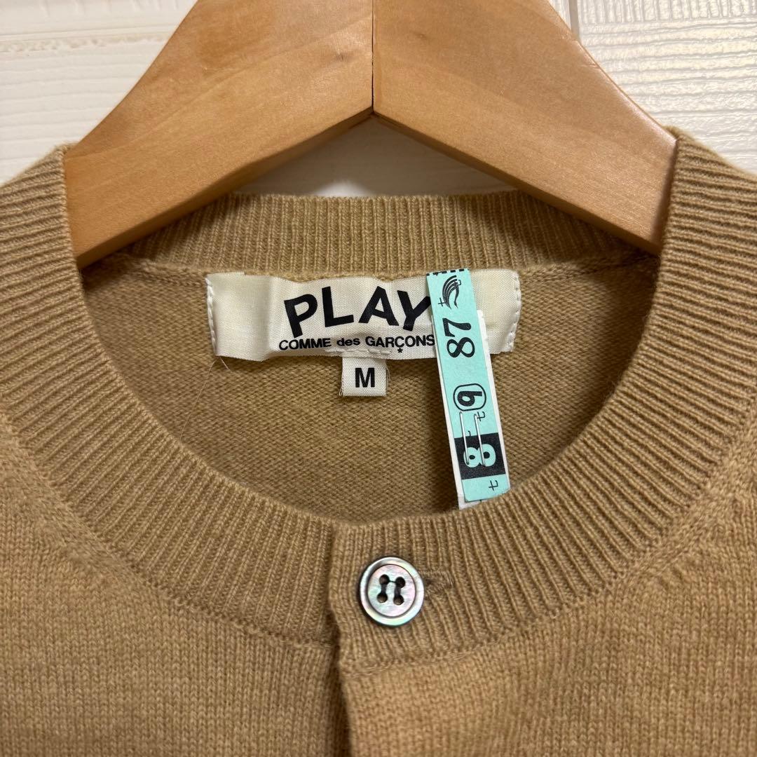 プレイ コムデギャルソン ニットカーディガン クルーネック ベージュ M