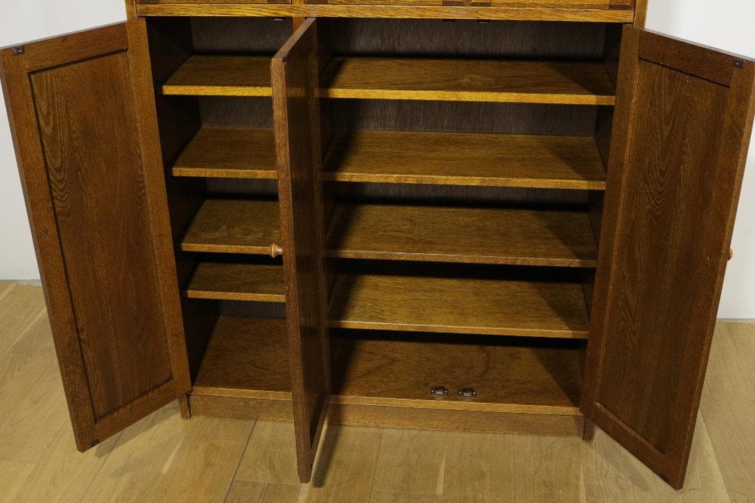 に*ん様 三越ブルージュ★キャビネット★ステンドグラス★木製家具★