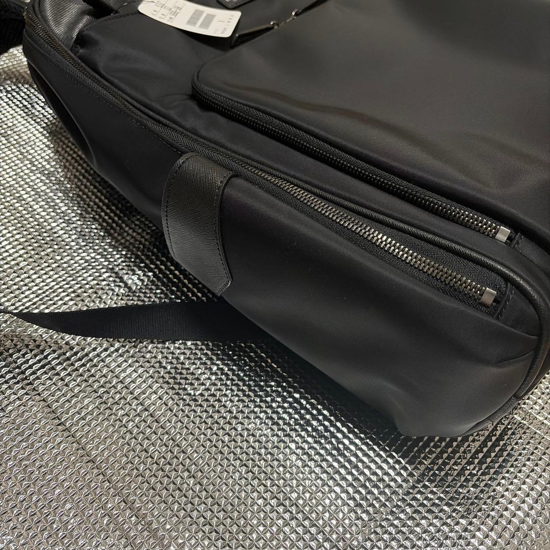 BLACK LABEL CRESTBRIDGEバッグパック、黒、サンプル未使用