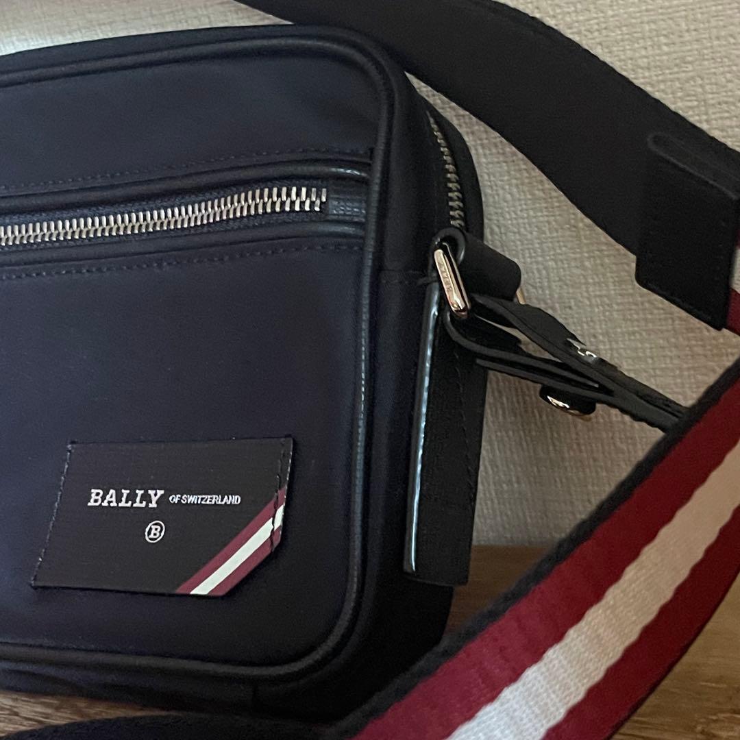 即購入OK! 新作　バリー　BALLY 黒 ナイロン ショルダーバッグ