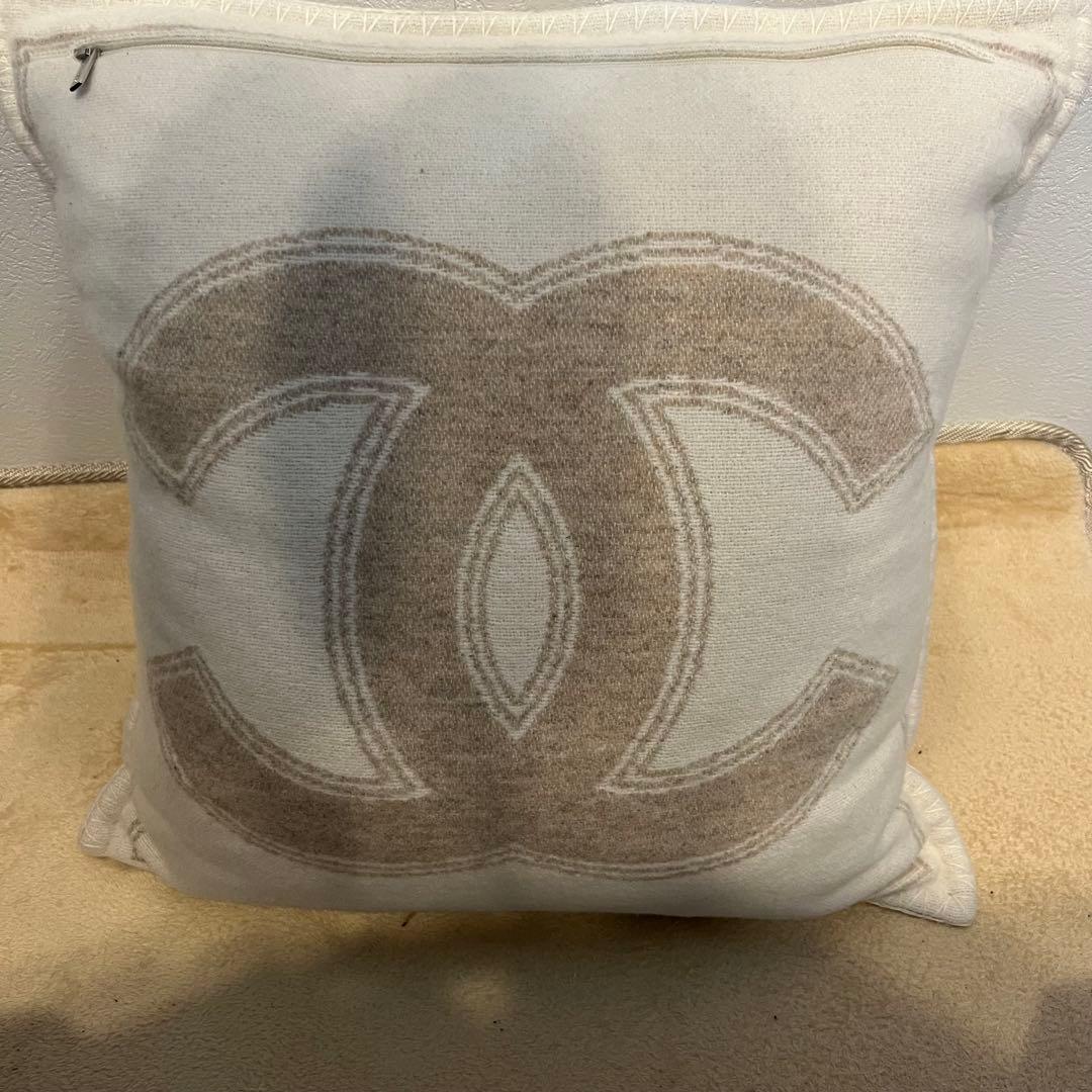 未使用　保管品　シャネル　ウール　カシミア　クッション