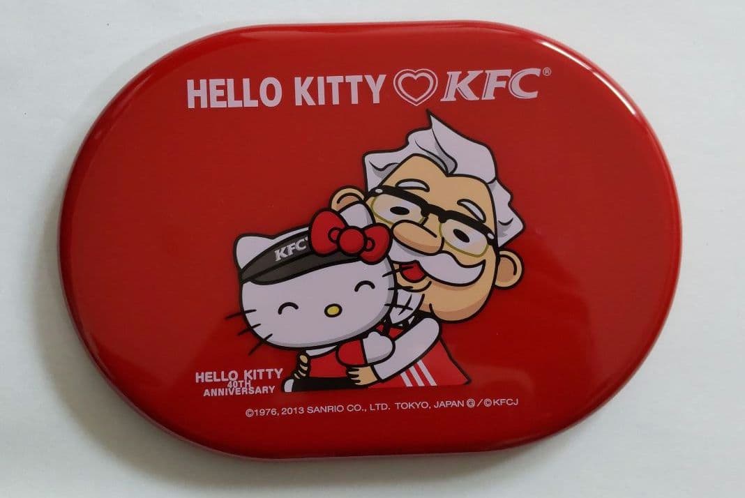ケンタッキーフライドチキン ✕ ハローキティ　ボックス