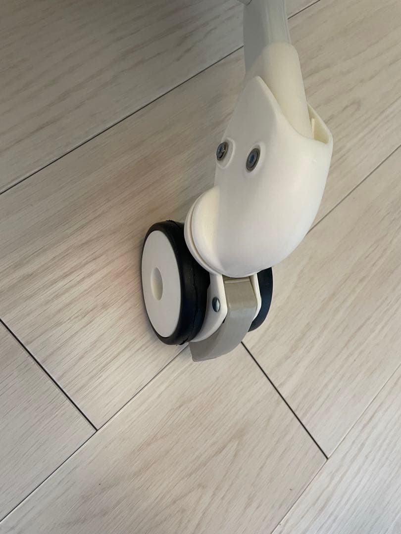 【かむつ】【美品】 コンビ ハイローチェア ネムリラ FF セサミグレー