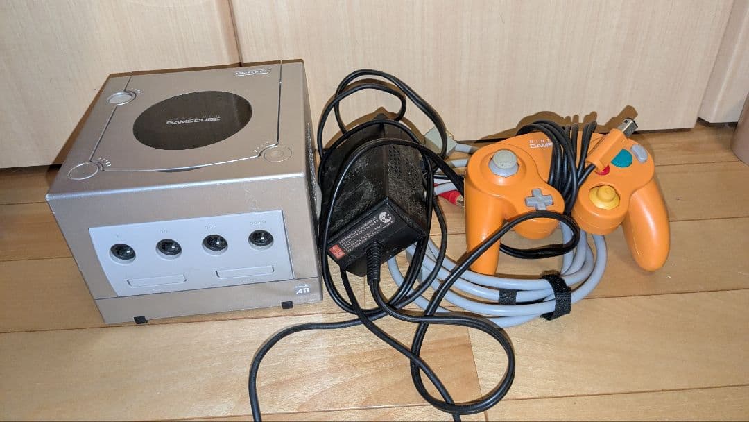 ゲーム機本体10台・ソフト・周辺機器　まとめ売り