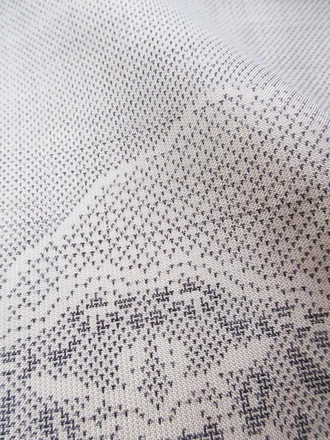 新古品！三越製＊白大島紬＊９マルキ＊本場大島紬＊鏡裏文＊着物＊１６０ｃｍ＊裄６２