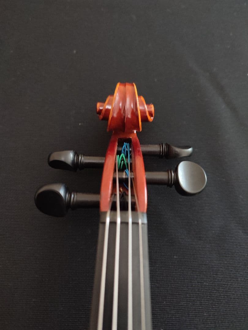 スズキバイオリン 1/10 No.230 弦新品・杉藤弓・ケース・松脂付き