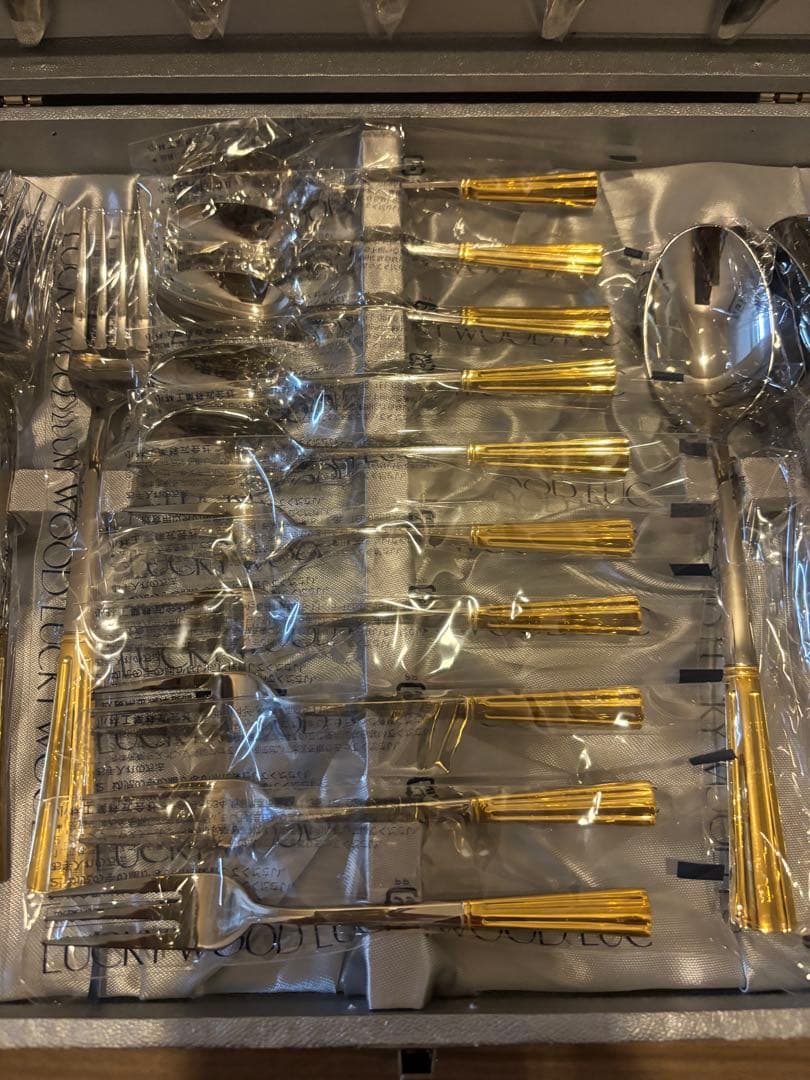 ラッキーウッド　カトラリーセット　金彩　ディナーセット〈25本セット〉