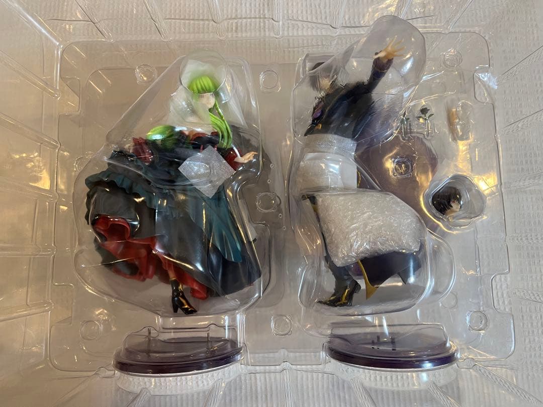 メガハウス　コードギアス 復活のルルーシュ L.L.＆C.C.セット