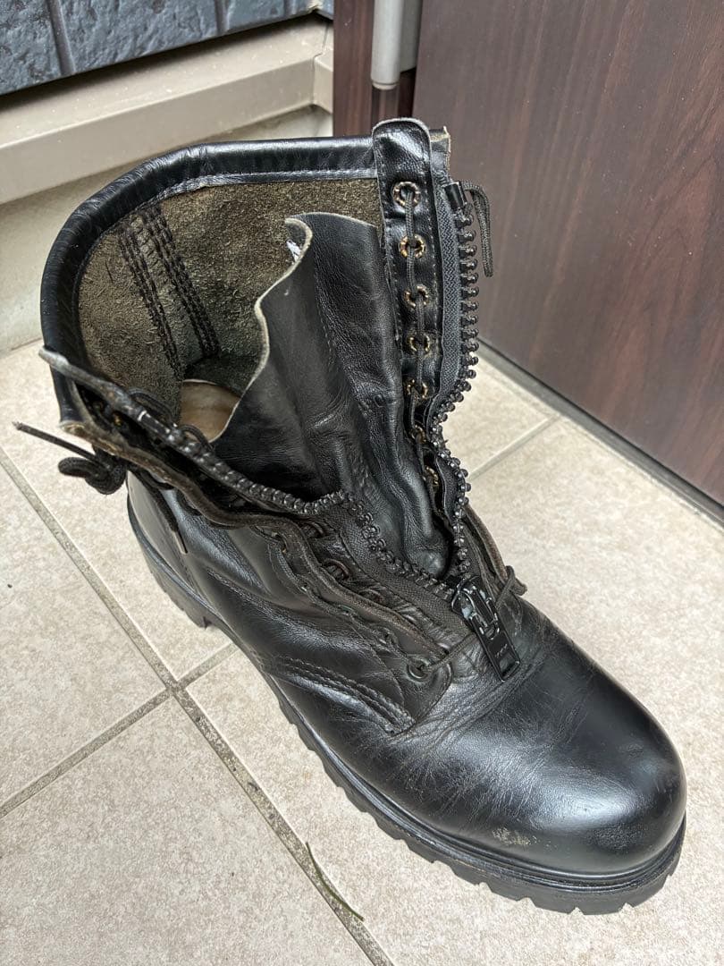 Redwingファイアーマンブーツ　ジッパー付き　アイアントゥー