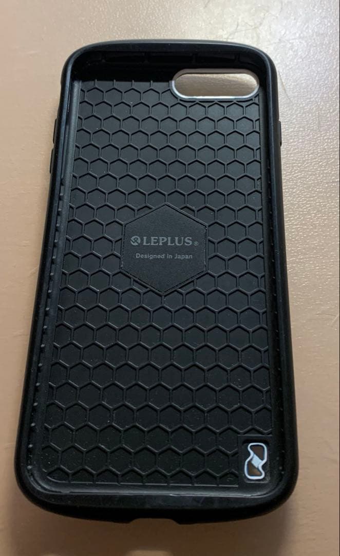 希少　美品　iPhone 7 Plus 128GB（シルバー）