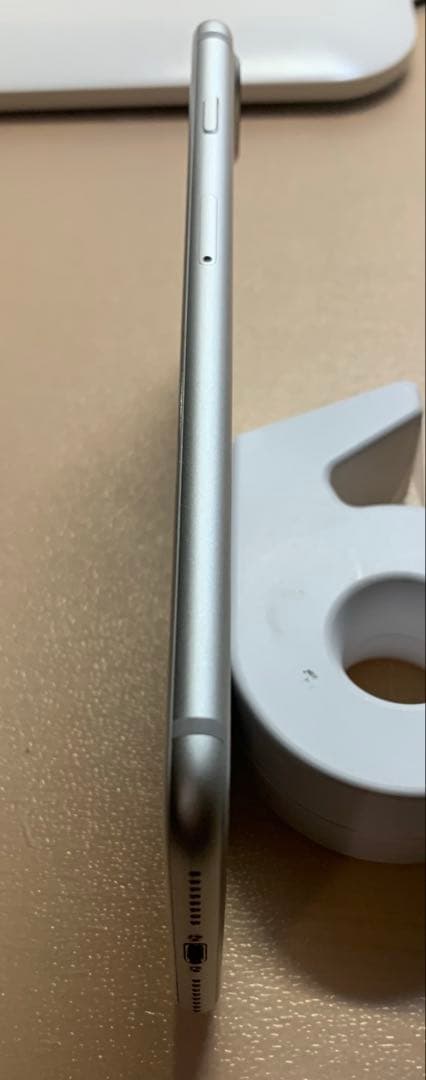 希少　美品　iPhone 7 Plus 128GB（シルバー）