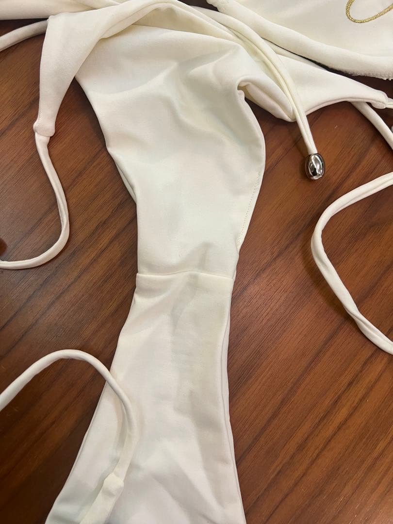 ベストボディジャパン大会公式水着 オフホワイト Mサイズ ⭐️再々値下げ⭐️