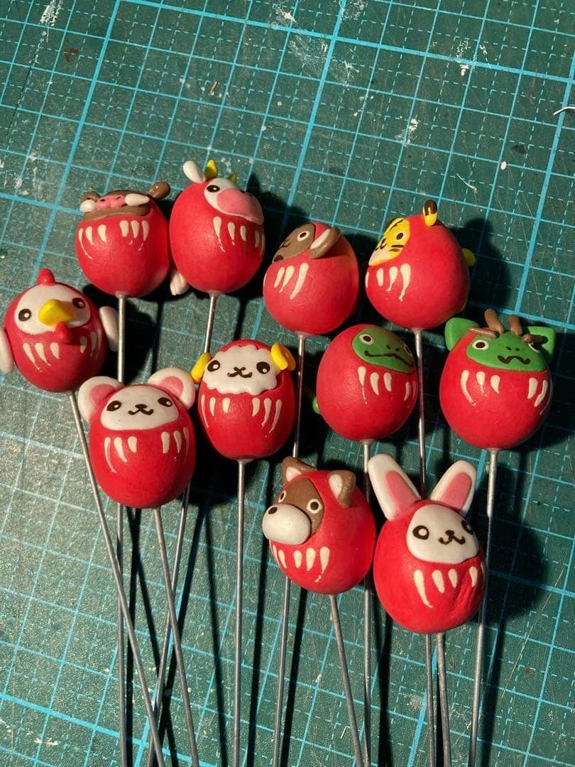 ひろりん様オーダー　干支ダルマ　ガーデンピック