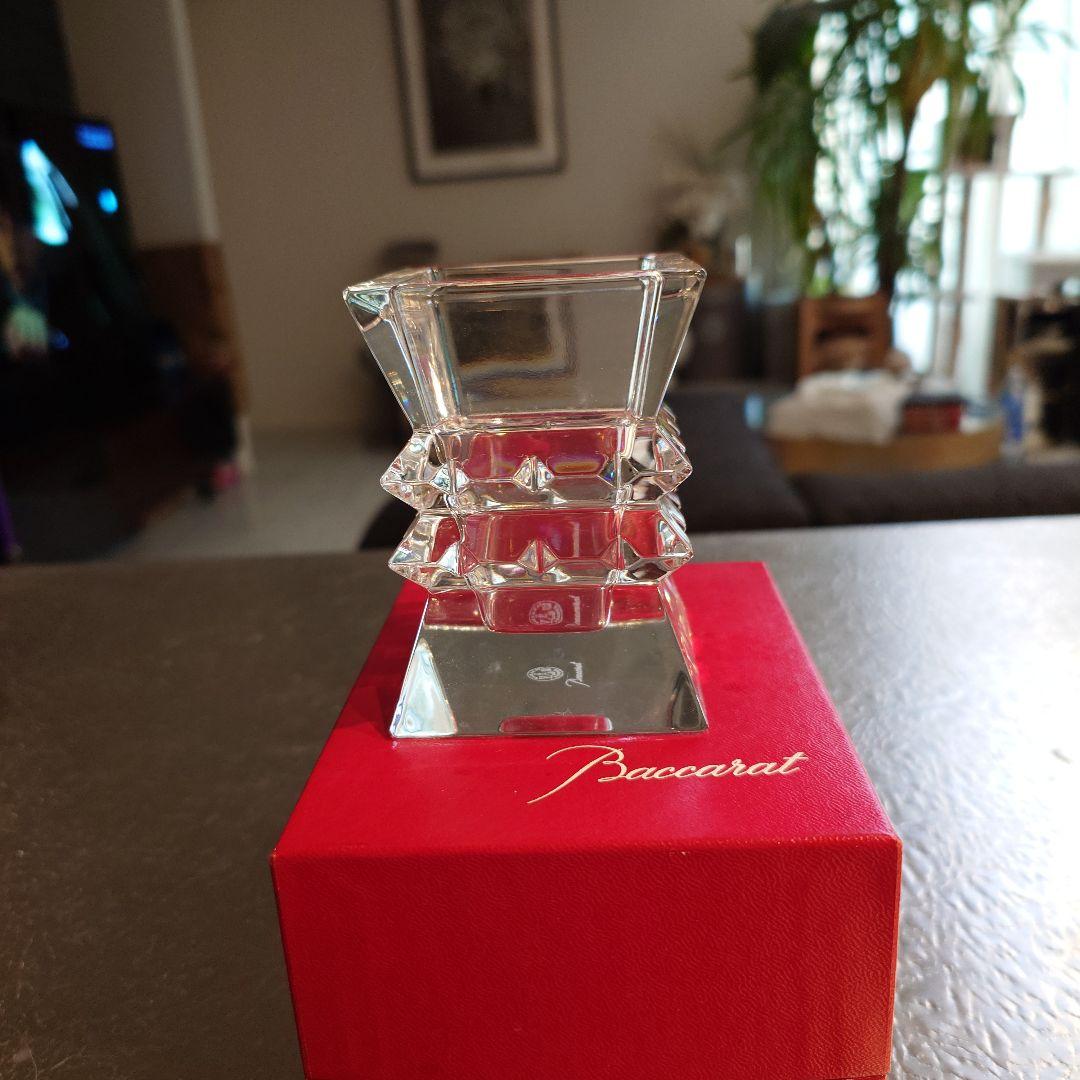 バカラ　コロンビーヌ　花瓶