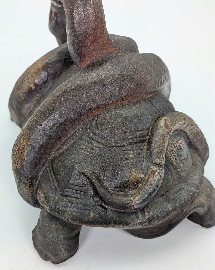 廬山窯 武用君彦 備前焼 干支置物「己巳」 共箱共布 巳年 亀蛇 ヘビ 在銘