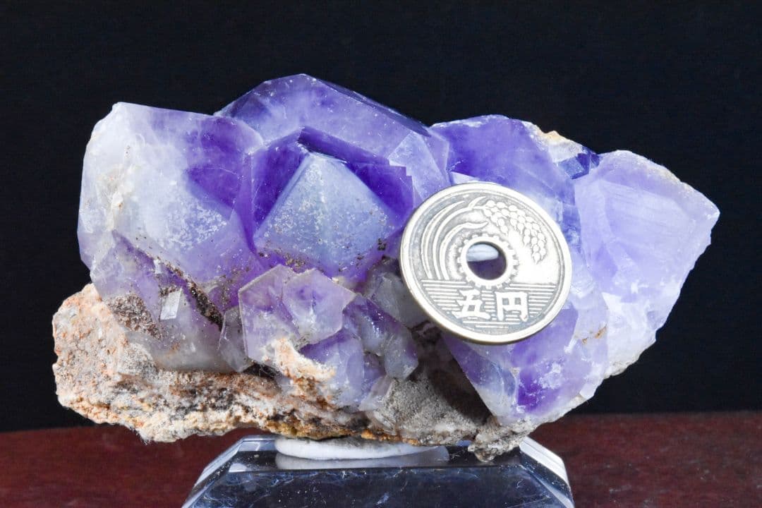 日本初入荷！ カメルーン産アメジストクラスター01