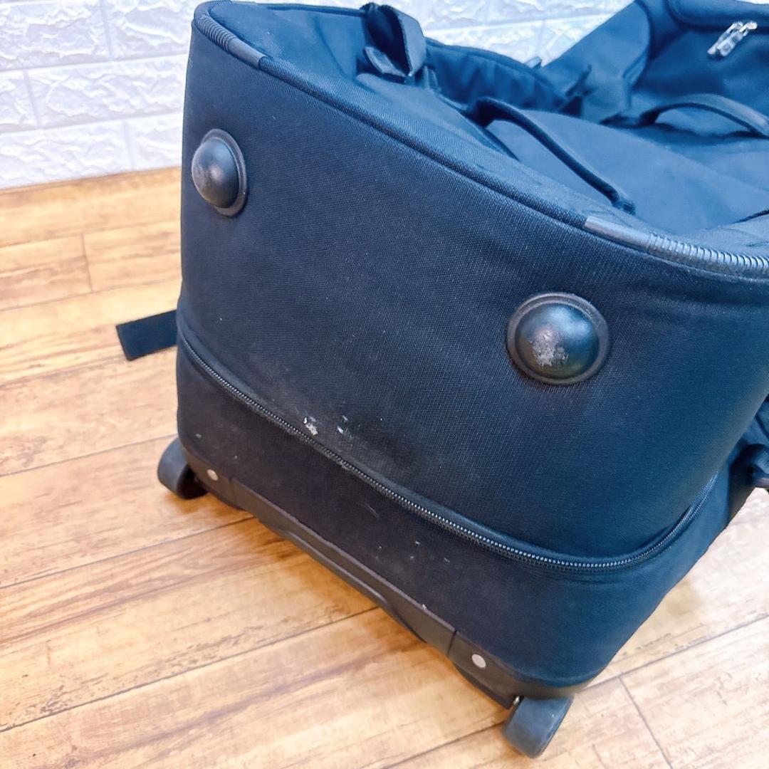 BURTON バートン　キャリーバッグ　大容量