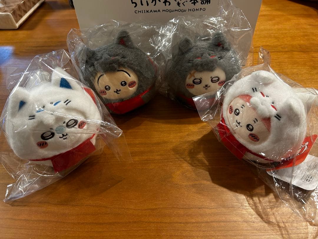 ちいかわ　もぐもぐ本舗　伏見稲荷　だるま　マスコット　ぬいぐるみ　4点セット