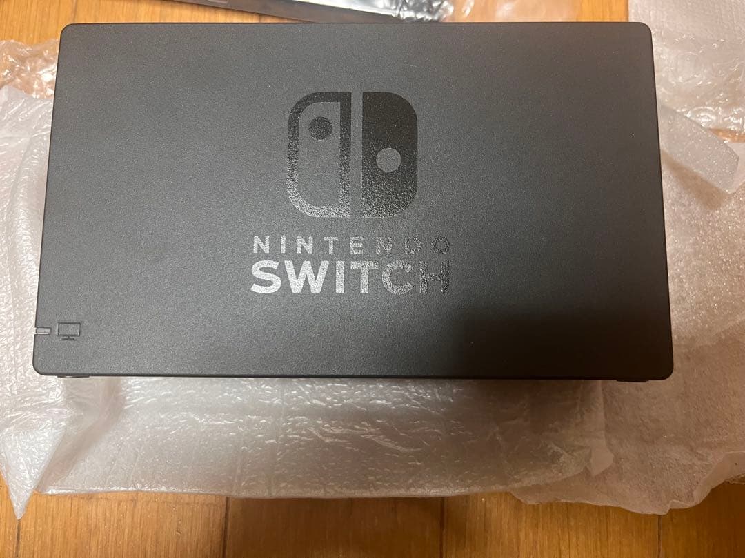 Nintendo Switch 本体 赤青ジョイコン