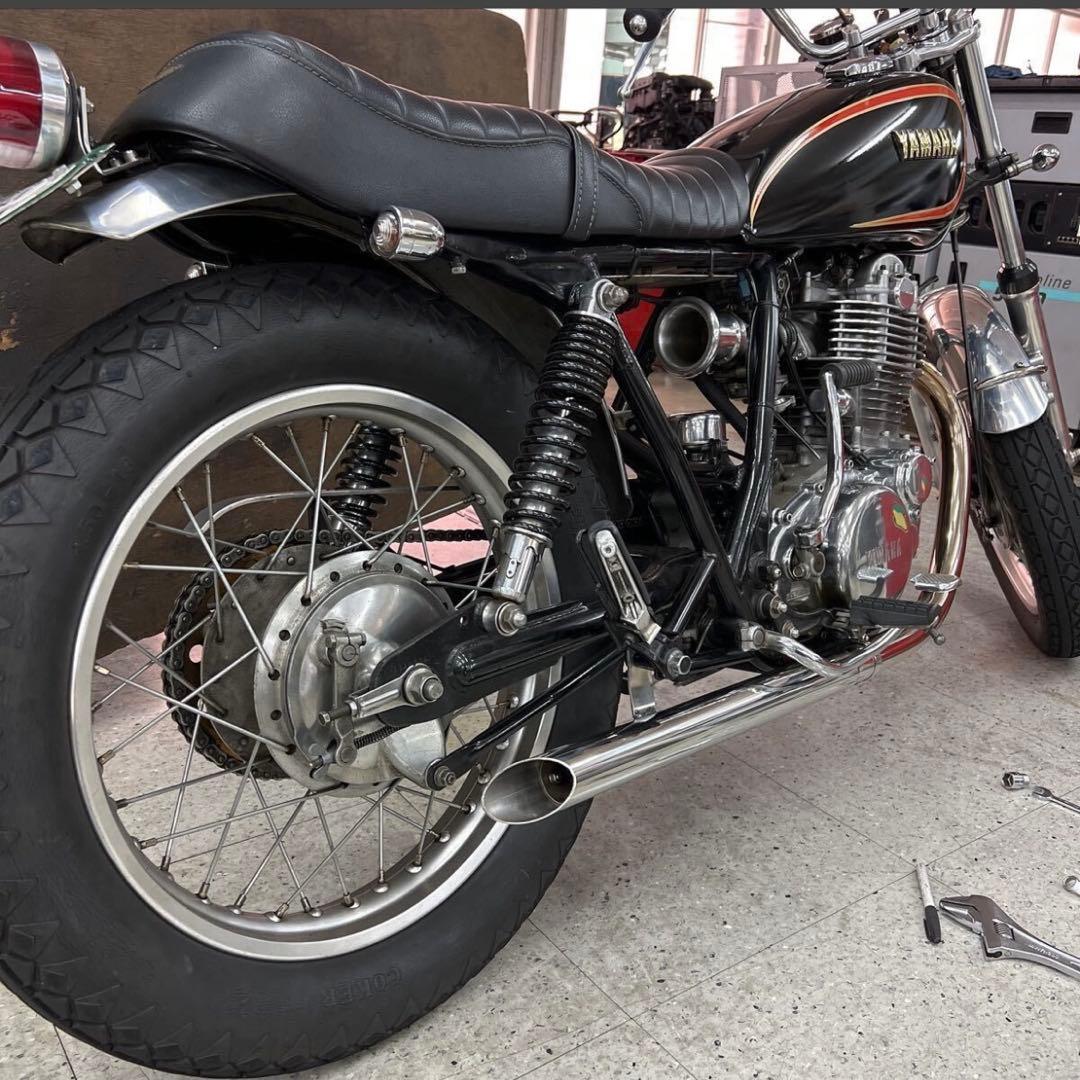 細*聖様 ワンオフ　SR400 ショート菅　ドラッグパイプスラッシュカットマフラ