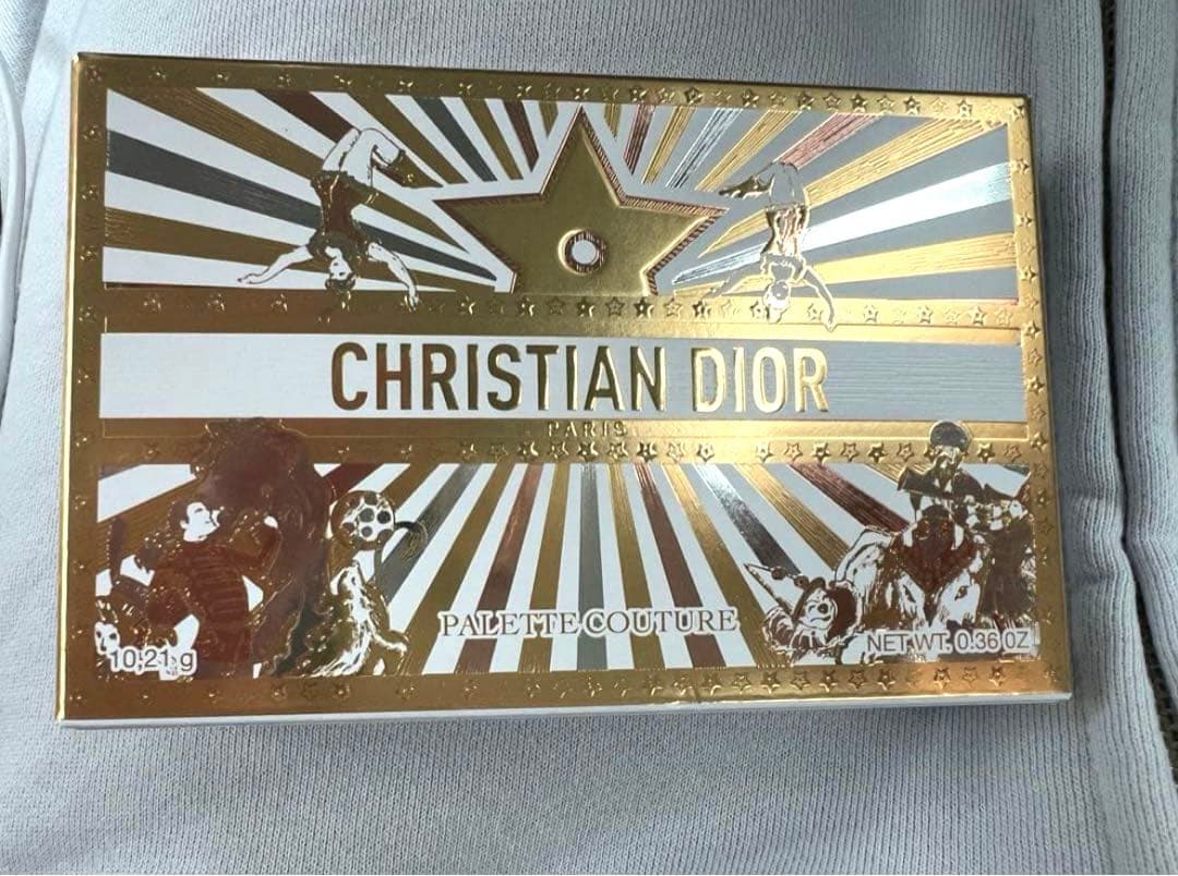 【新品未使用‼️Dior限定2025クリスマスコフレ‼️】アイシャドウパレット 5色