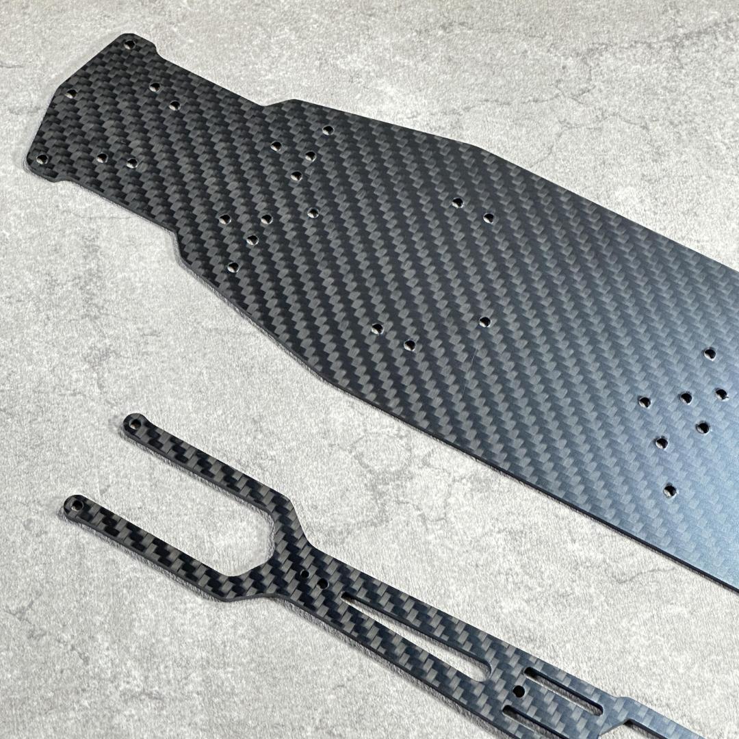 RD2.0 ヨコモ 特注品 カーボンシャーシ 2.0mm + アッパ a1107