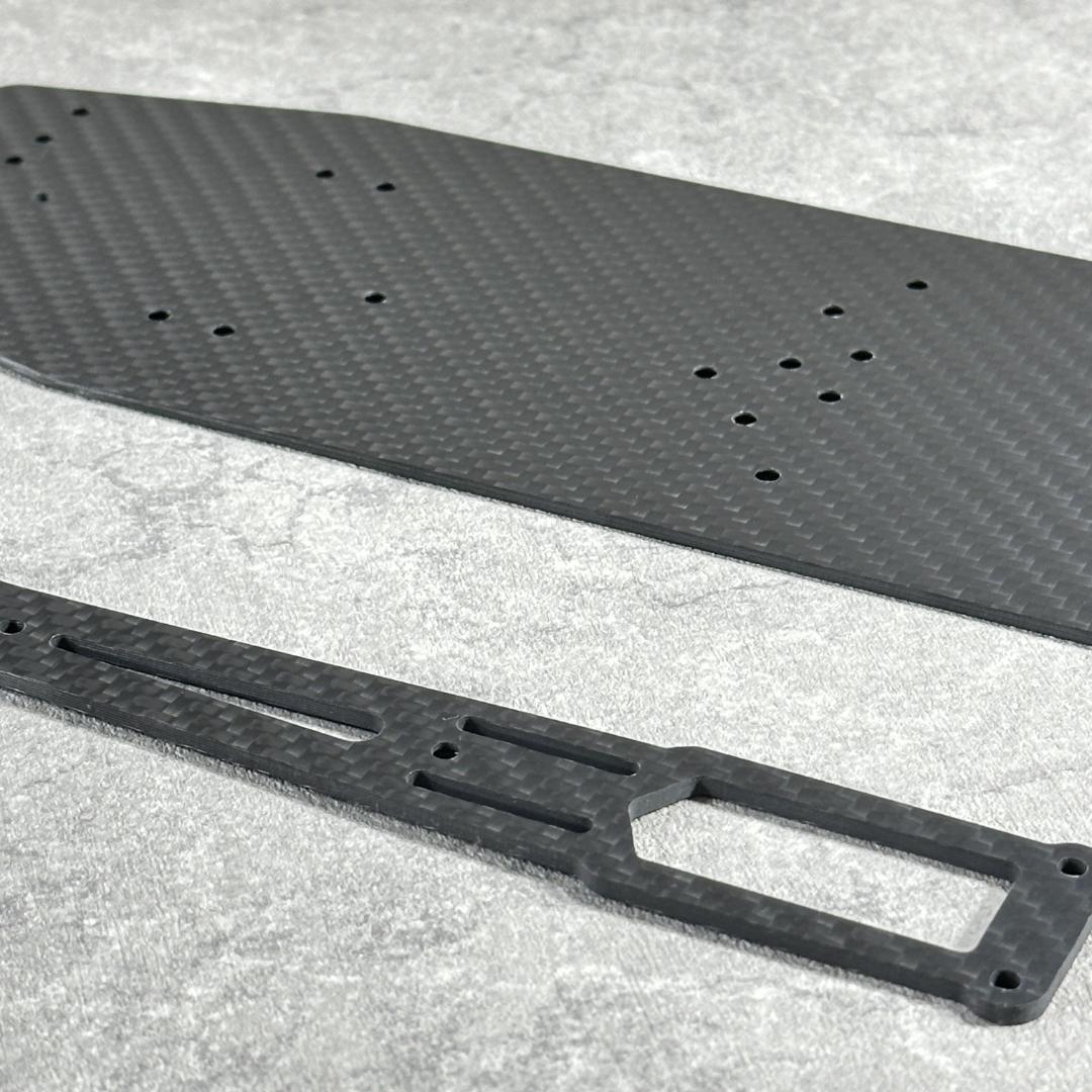 RD2.0 ヨコモ 特注品 カーボンシャーシ 2.0mm + アッパ a1107