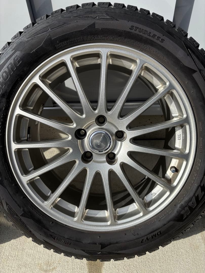 235\55R18 ブリザックDM-V2 SE-12 ホイール　4本　ハリアー