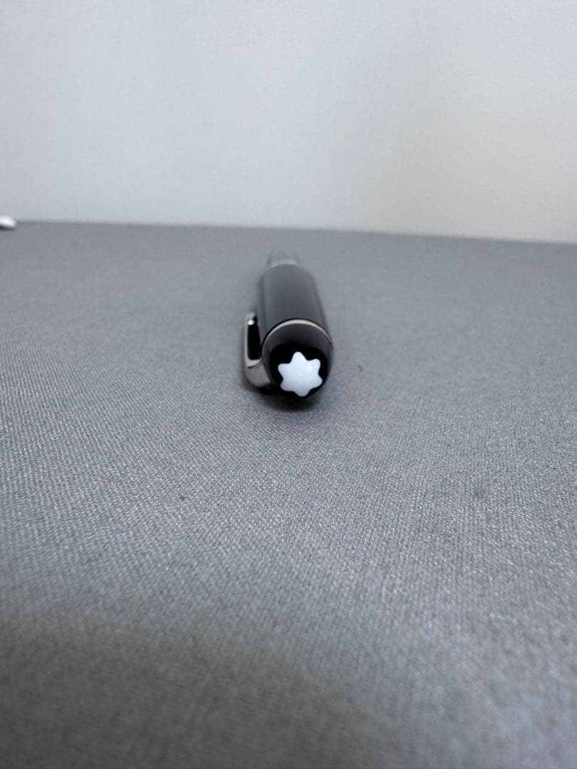 モンブラン　マイスターシュテュックン ミッドサイズ ボールペン　新品未使用