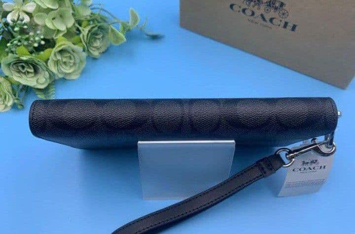 新品未使用コーチ長財布ダークグレイシグネチャーレディースメンズ送料無料即日発送