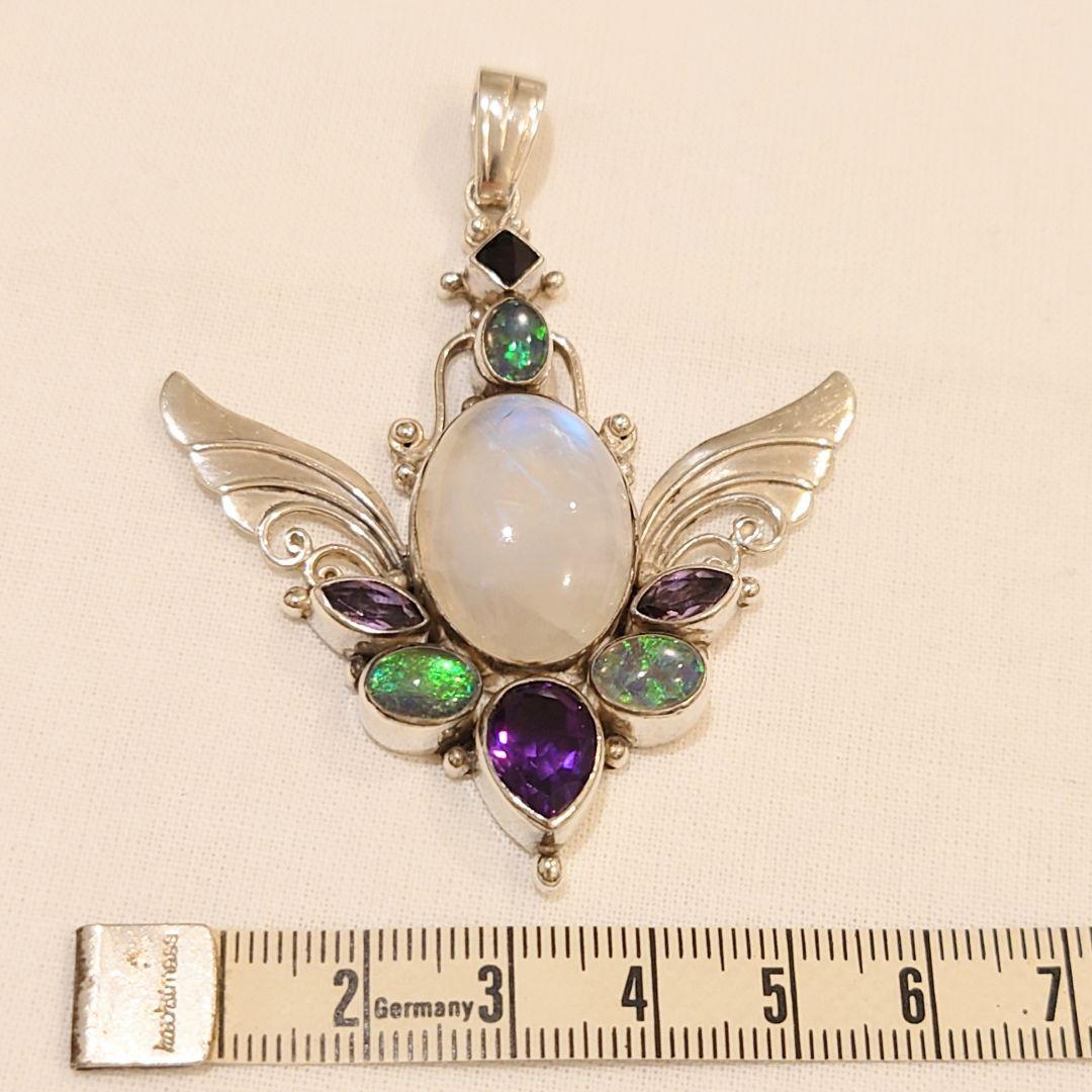 ■シャンカリジュエリー■　ムーンストーン 羽根モチーフ チャーム